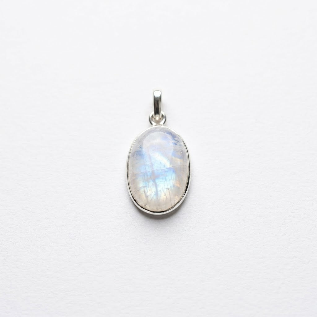 Rainbow Moonstone With Blue Flash Pendant